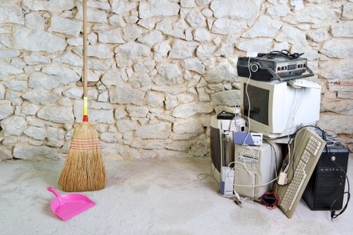 London street access and parking considerations for large item collection