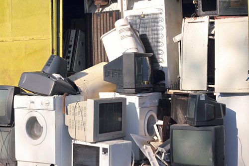 Apartment clearance in London for tenants, landlords, and property managers